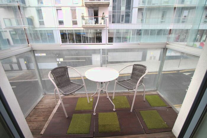 2 Bedroom Flat To Rent In Empire Way, Wembley, HA9