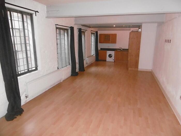 2 Bedroom Apartment To Rent In Brookbridge Court, Derby, DE1