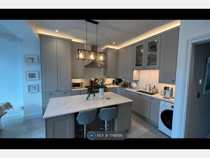 4 Bedroom Terraced House To Rent In Wentworth Drive, Northwood Hills, HA5