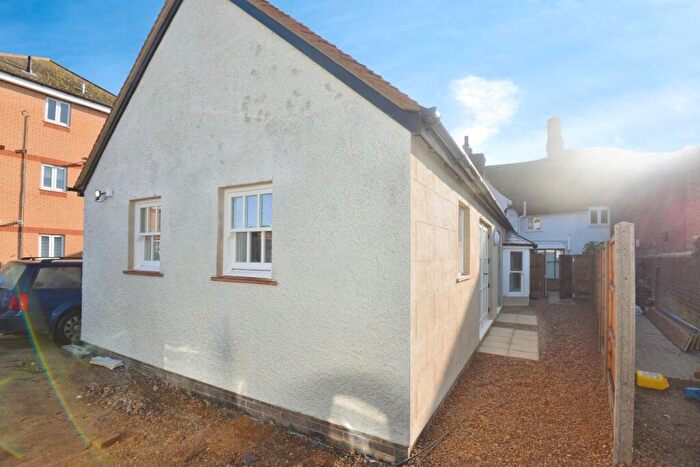 1 Bedroom Apartment To Rent In High Street, Shefford, SG17