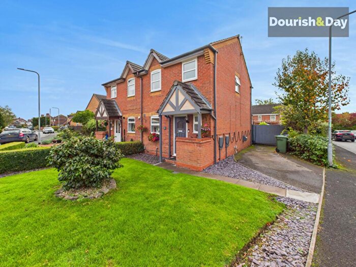 3 Bedroom Semi-Detached House For Sale In Romney Drive, Doxey, Stafford, ST16