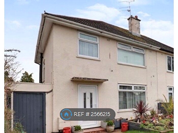 3 Bedroom Semi-Detached House To Rent In Lime Tree Avenue, Crewe, CW1