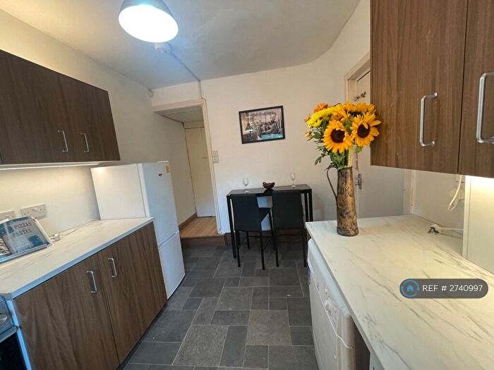 4 Bedroom Terraced House To Rent In Whitby Road, Manchester, M14