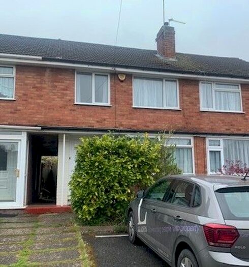 3 Bedroom Semi-Detached House To Rent In Rachel Gardens, Selly Oak, Birmingham, B29