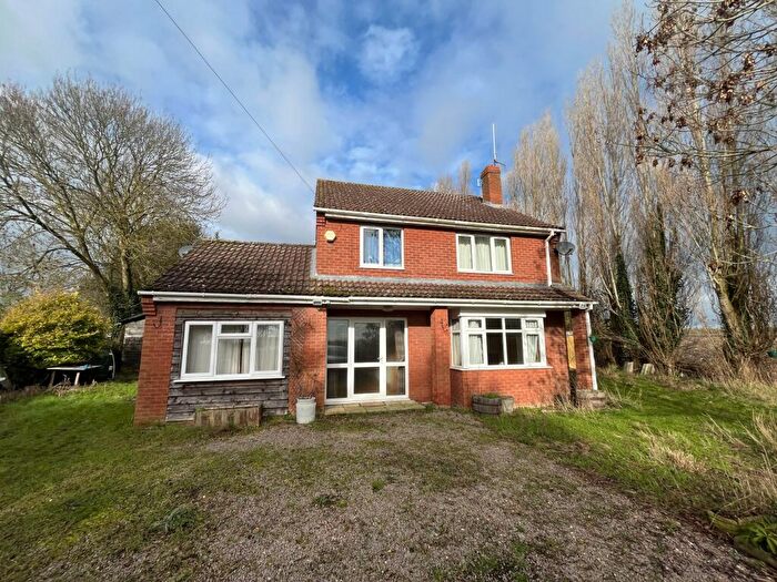 4 Bedroom Detached House For Sale In March Road, Guyhirn, PE13