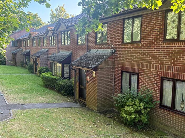 2 Bedroom Flat To Rent In Coxford Close, Southampton, SO16