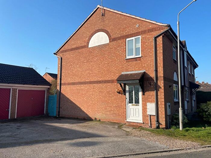 2 Bedroom Semi-Detached House To Rent In Welham Grove, Retford, DN22