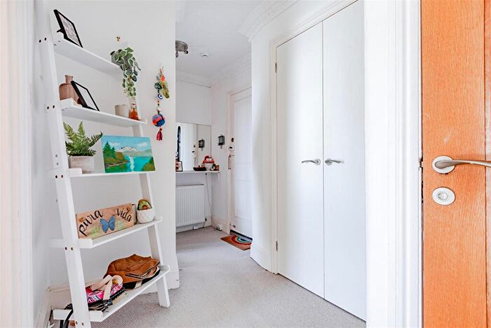 2 Bedroom Apartment For Sale In St. Catherines Terrace, Hove, BN3