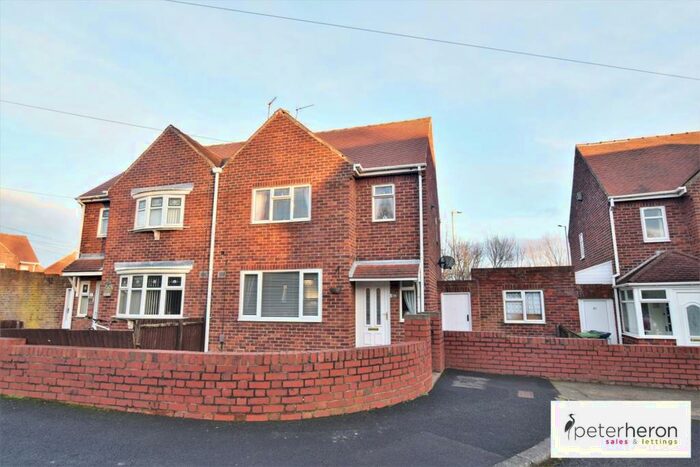 2 Bedroom Semi-Detached House To Rent In Rydal Mount, Castletown, Sunderland, SR5