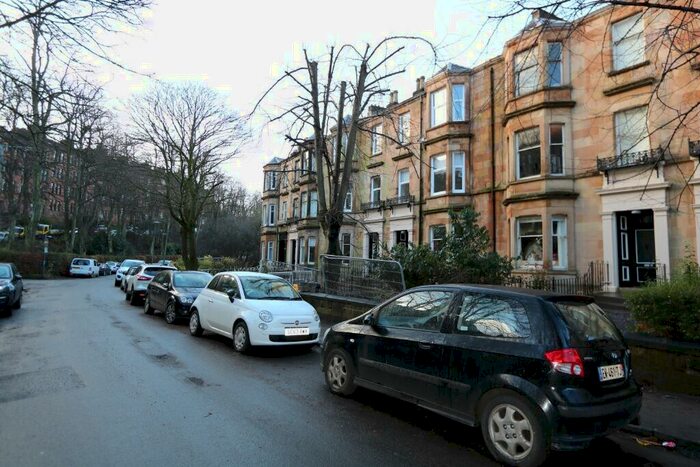 Studio To Rent In Camphill Avenue, Glasgow, G41