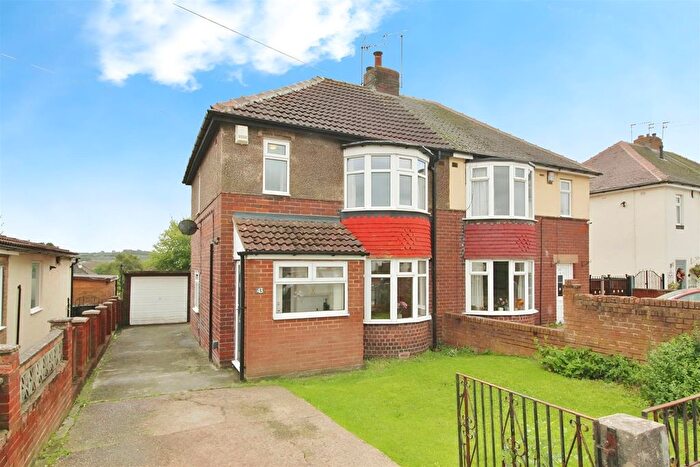 3 Bedroom Semi-Detached House For Sale In Parkstone Crescent, Hellaby, Rotherham, S66