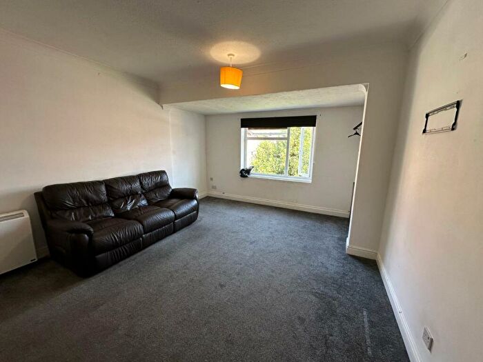 1 Bedroom Flat To Rent In Edith Road, Clacton-On-Sea, CO15