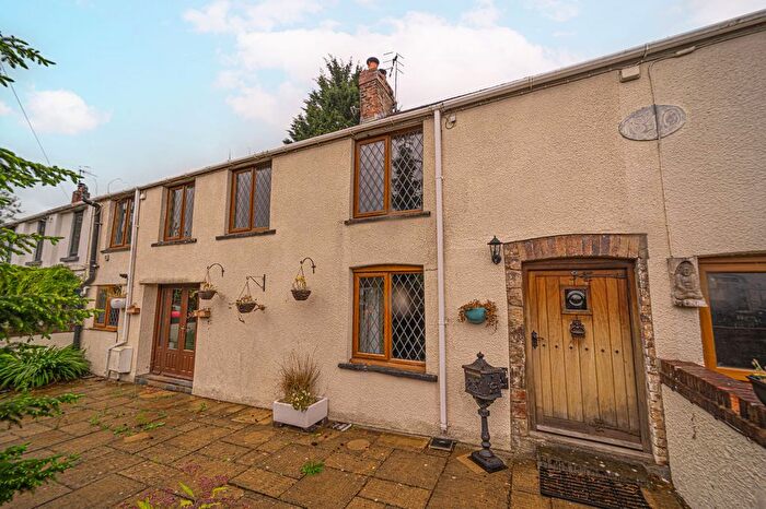 4 Bedroom Terraced House For Sale In Berthon Road, Little Mill, NP4