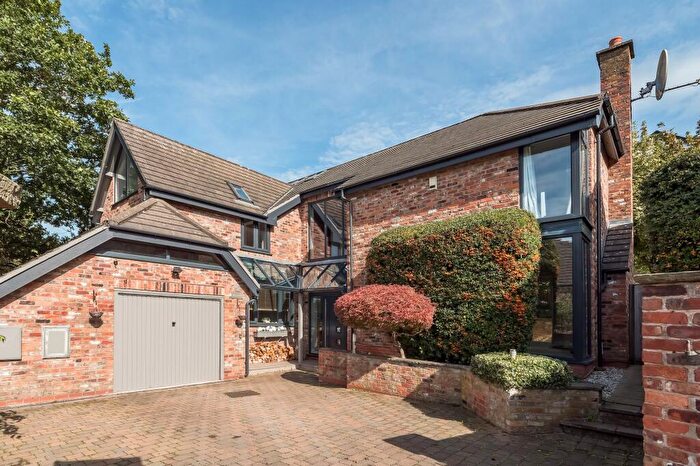 4 Bedroom Detached House For Sale In Beech Cottages, Lydiat Lane, Alderley Edg, SK9