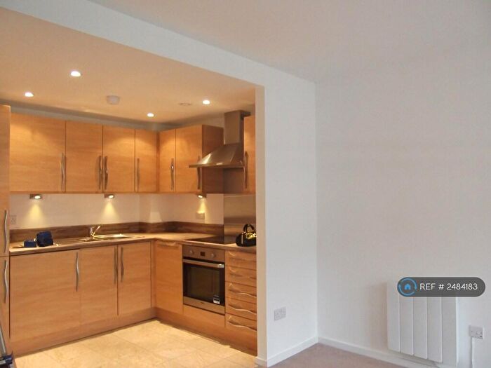 1 Bedroom Flat To Rent In Minerva Street, Glasgow, G3