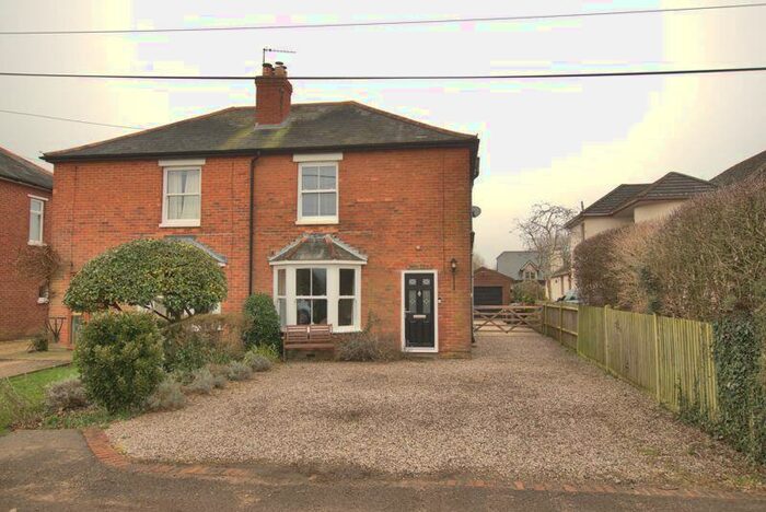 3 Bedroom Semi-Detached House For Sale In Heath Road, Soberton Heath, SO32