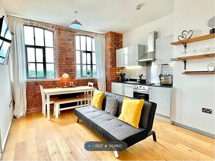 2 Bedroom Flat To Rent In The Robinson Building, Bristol, BS3