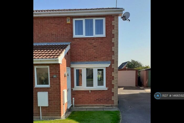 2 Bedroom Semi-Detached House To Rent In Wentworth Close, Mansfield, NG19