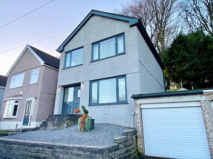3 Bedroom Detached House For Sale In Trewyddfa Road, Morriston, Swansea, City And County Of Swansea., SA6