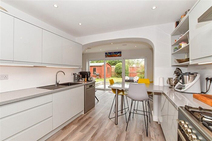 4 Bedroom Semi-Detached House For Sale In Prior Road, Greatstone, New Romney, Kent, TN28