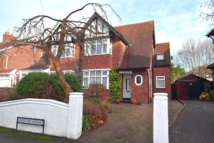 3 Bedroom Semi Detached House For Sale In Gresford Avenue, Prenton, CH43