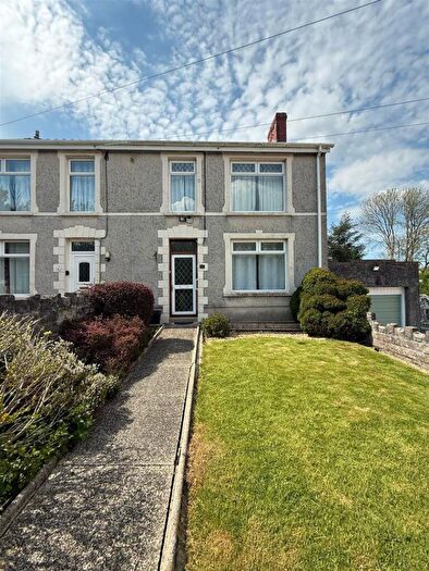 3 Bedroom Semi-Detached House For Sale In New School Road, Garnant, Ammanford, SA18