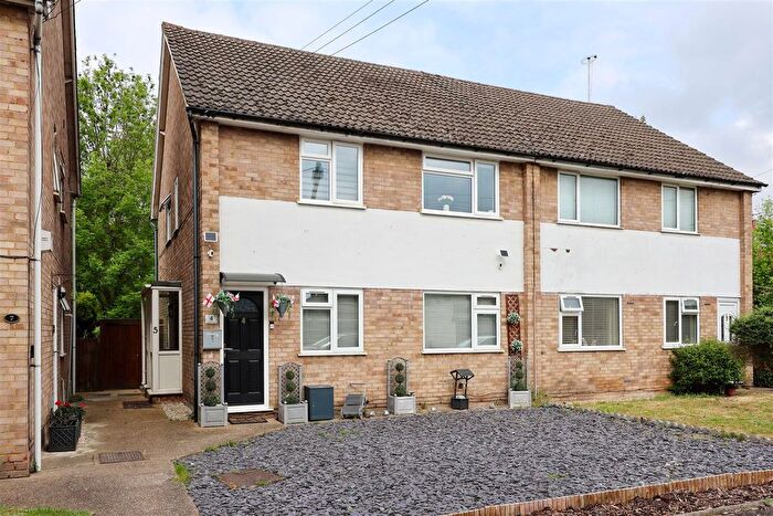 2 Bedroom Maisonette For Sale In Caroline Close, West Drayton, UB7