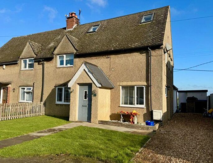 5 Bedroom Semi-Detached House For Sale In Park Side, Cuddesdon, OX44