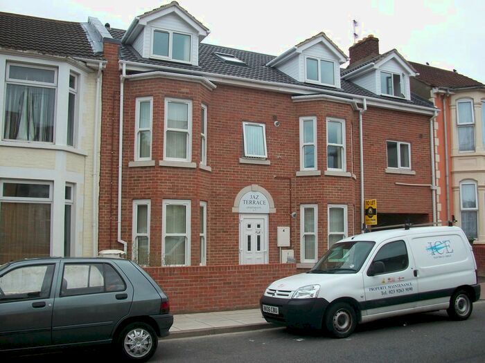 1 Bedroom Flat To Rent In Queens Road, Portsmouth PO2