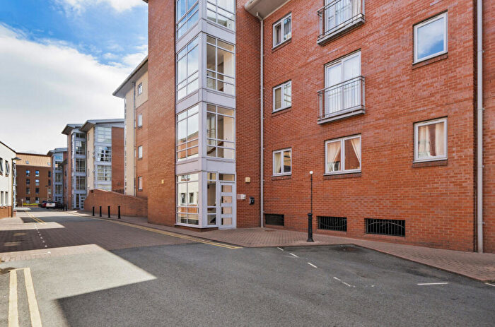 2 Bedroom Apartment For Sale In Shot Tower Close, Chester, Cheshire, CH1
