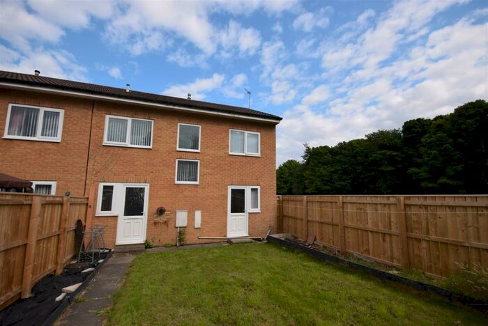 3 Bedroom End Of Terrace House To Rent In Pentland Close, Peterlee, County Durham, SR8
