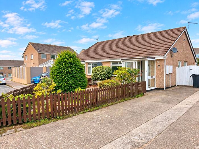 2 Bedroom Bungalow For Sale In Kernow Close, Bodmin, Cornwall, PL31