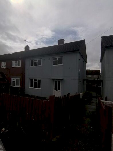 3 Bedroom Semi-Detached House To Rent In Hawthorne Avenue, Hurley, Atherstone CV9