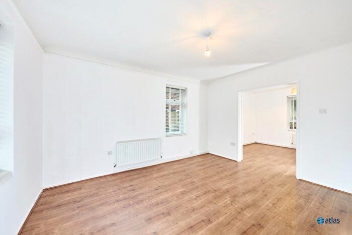 1 Bedroom Flat For Sale In Allerton Road, Allerton, L18