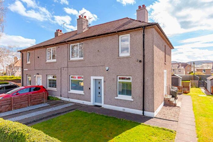 2 Bedroom Flat For Sale In Calder Road, Edinburgh, EH11