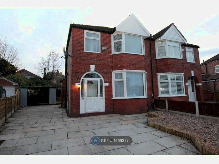 3 Bedroom Semi-Detached House To Rent In Braemar Avenue, Stretford, Manchester, M32
