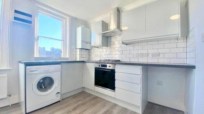 1 Bedroom Flat To Rent In - Cleveland Street, London, W1T