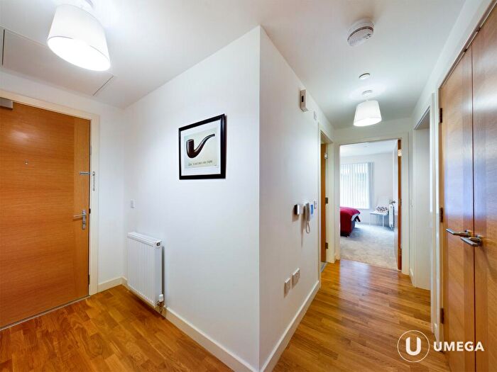 1 Bedroom Flat To Rent In Shrubhill Walk, Leith Walk, Edinburgh, EH7