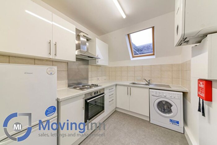3 Bedroom Flat To Rent In Stanthorpe Road, Streatham, SW16