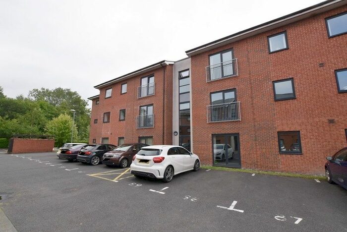 2 Bedroom Flat To Rent In Tattershall Court, Cliffe Vale, Stoke-On-Trent, ST4