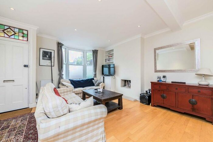3 Bedroom Terraced House To Rent In Tonsley Street, London, SW18