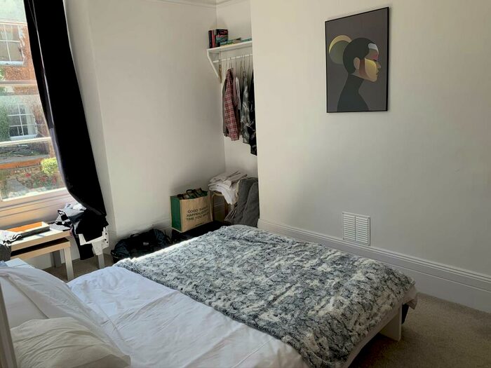 1 Bedroom Flat To Rent In Oakfield Place, Clifton, Bristol, BS8