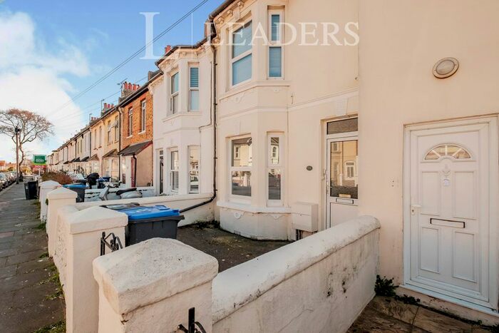 3 Bedroom Terraced House To Rent In Queen Street, Broadwater, Worthing BN14