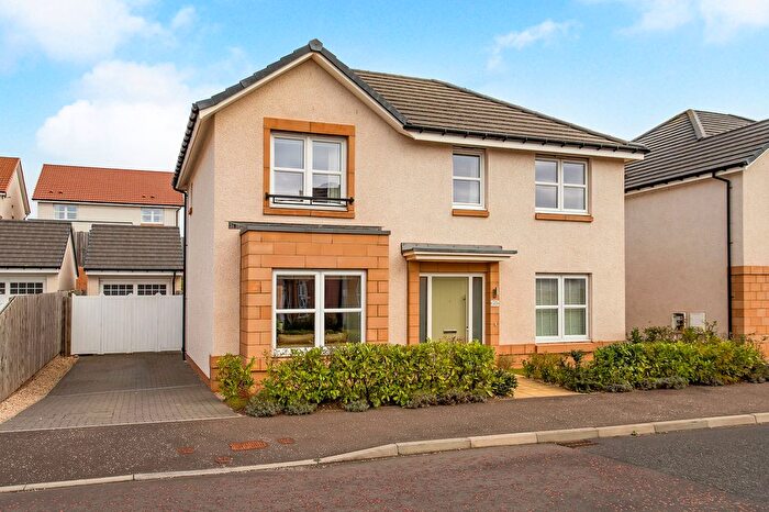 4 Bedroom Detached House For Sale In Comrie Avenue, Dunbar, EH42