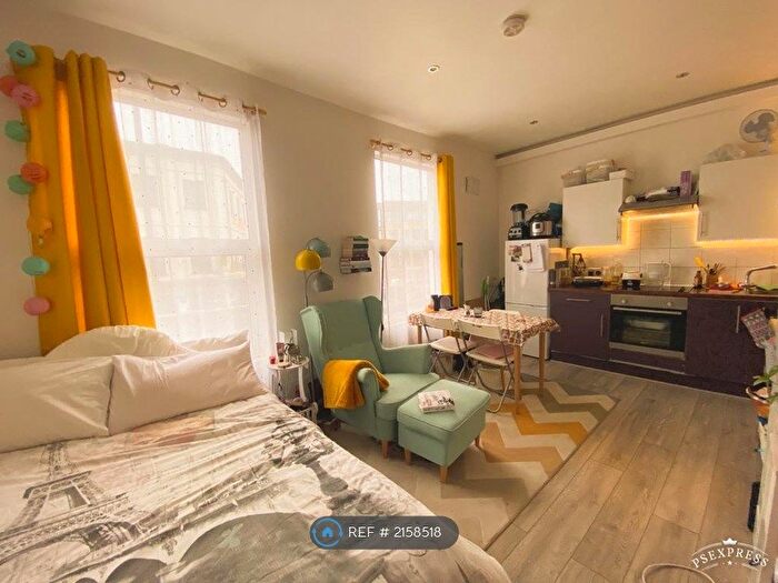 Studio To Rent In Brockley Road, London, SE4