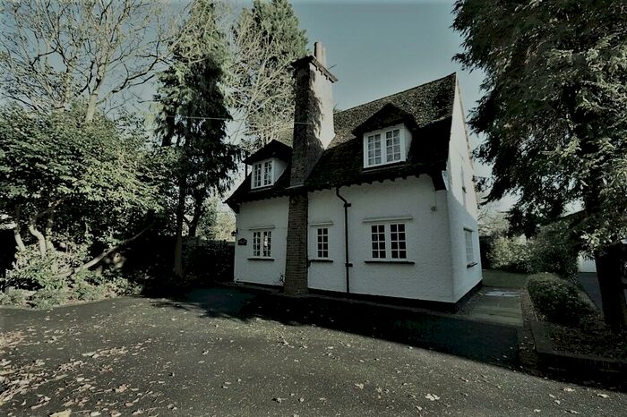2 Bedroom Cottage To Rent In Cemetary Lane, Welwyn, AL6
