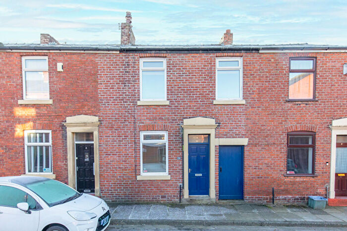 3 Bedroom Terraced House To Rent In Edward Street, Leyland, PR25