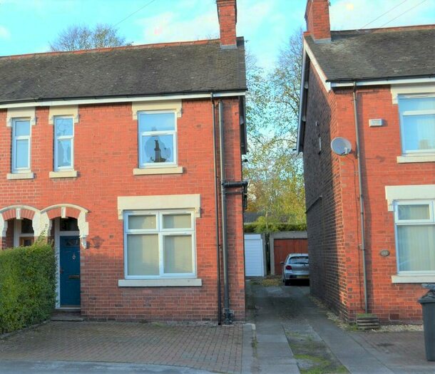 3 Bedroom Semi-Detached House To Rent In Crewe Road, Alsager, ST7