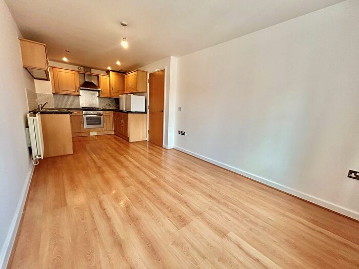 1 Bedroom Flat To Rent In Cranbrook Street, Nottingham, NG1