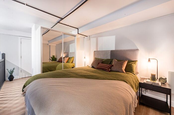 1 Bedroom Flat To Rent In Clay, Salford Quays, M50